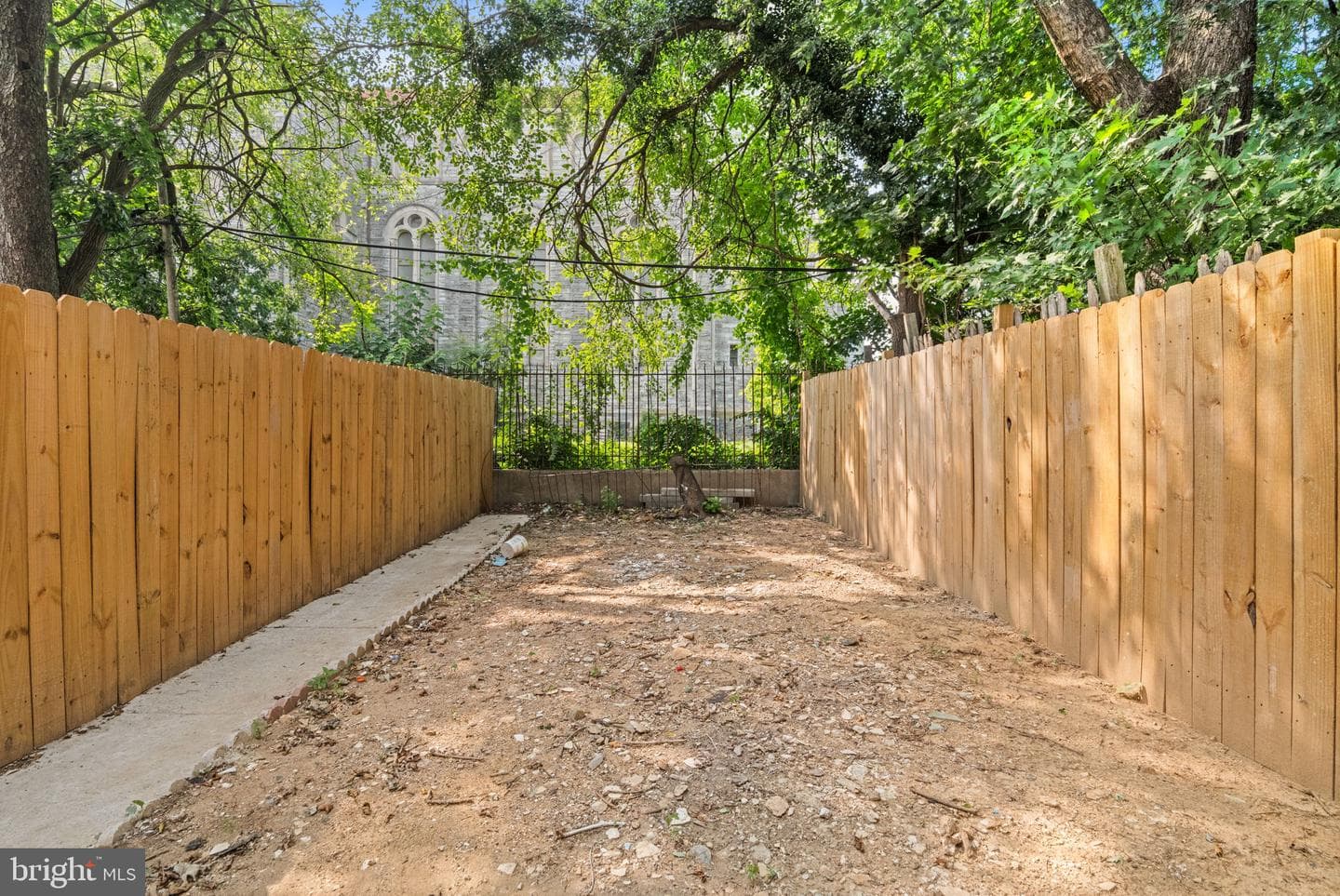 1043 E Chelten Avenue photo 20