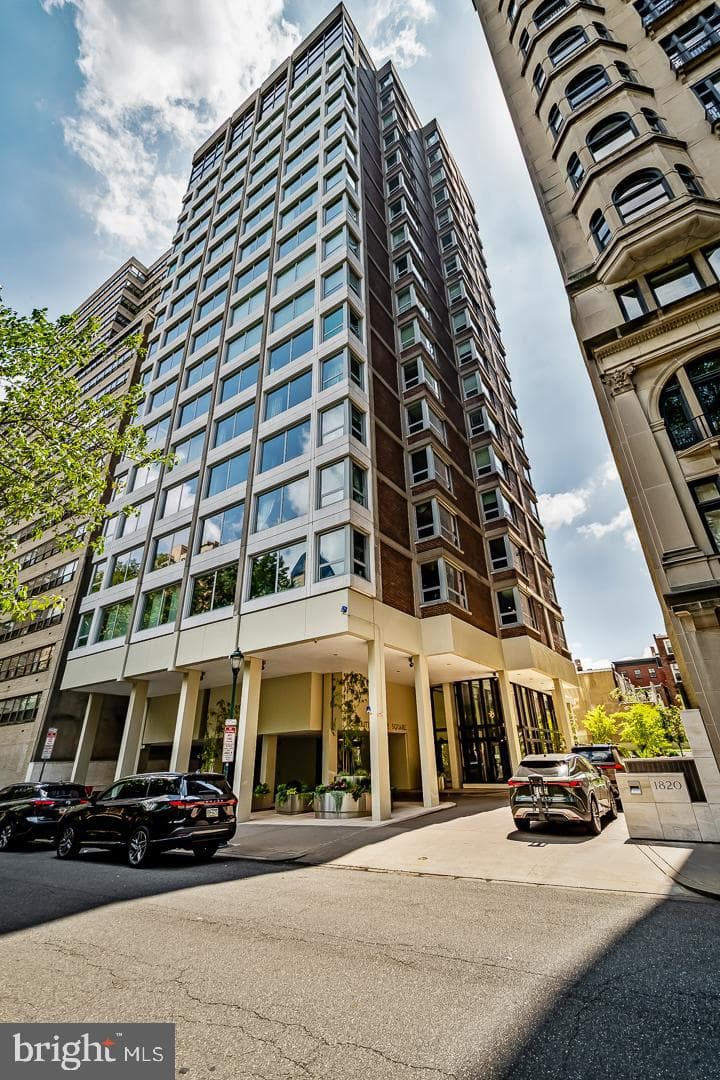 1820 Rittenhouse Square #1601 photo 2