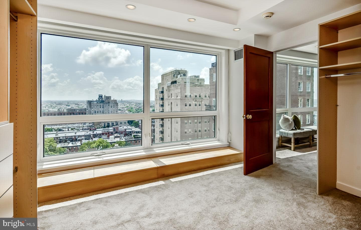 1820 Rittenhouse Square #1601 photo 36