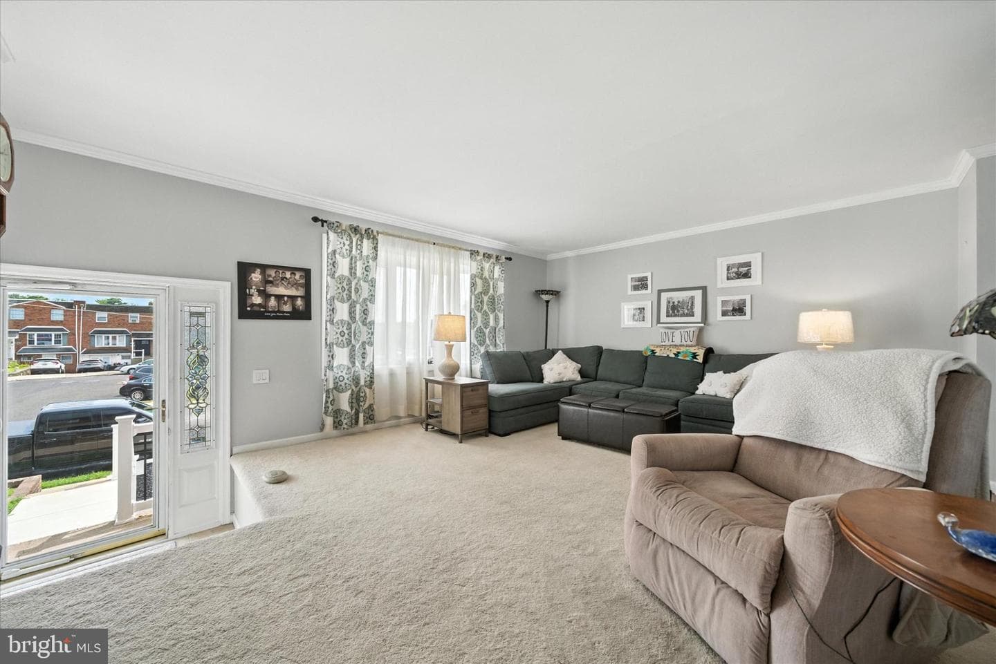 3054 Secane Place photo 4