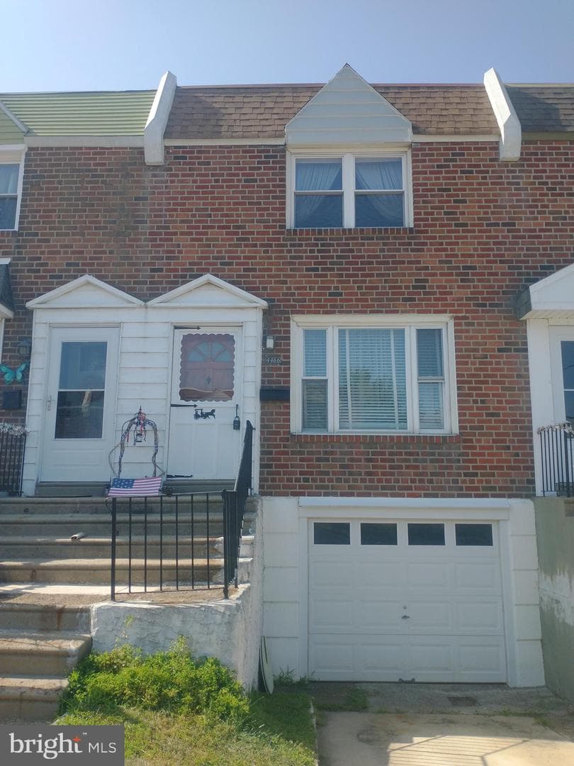 4486 Garden Street photo 2