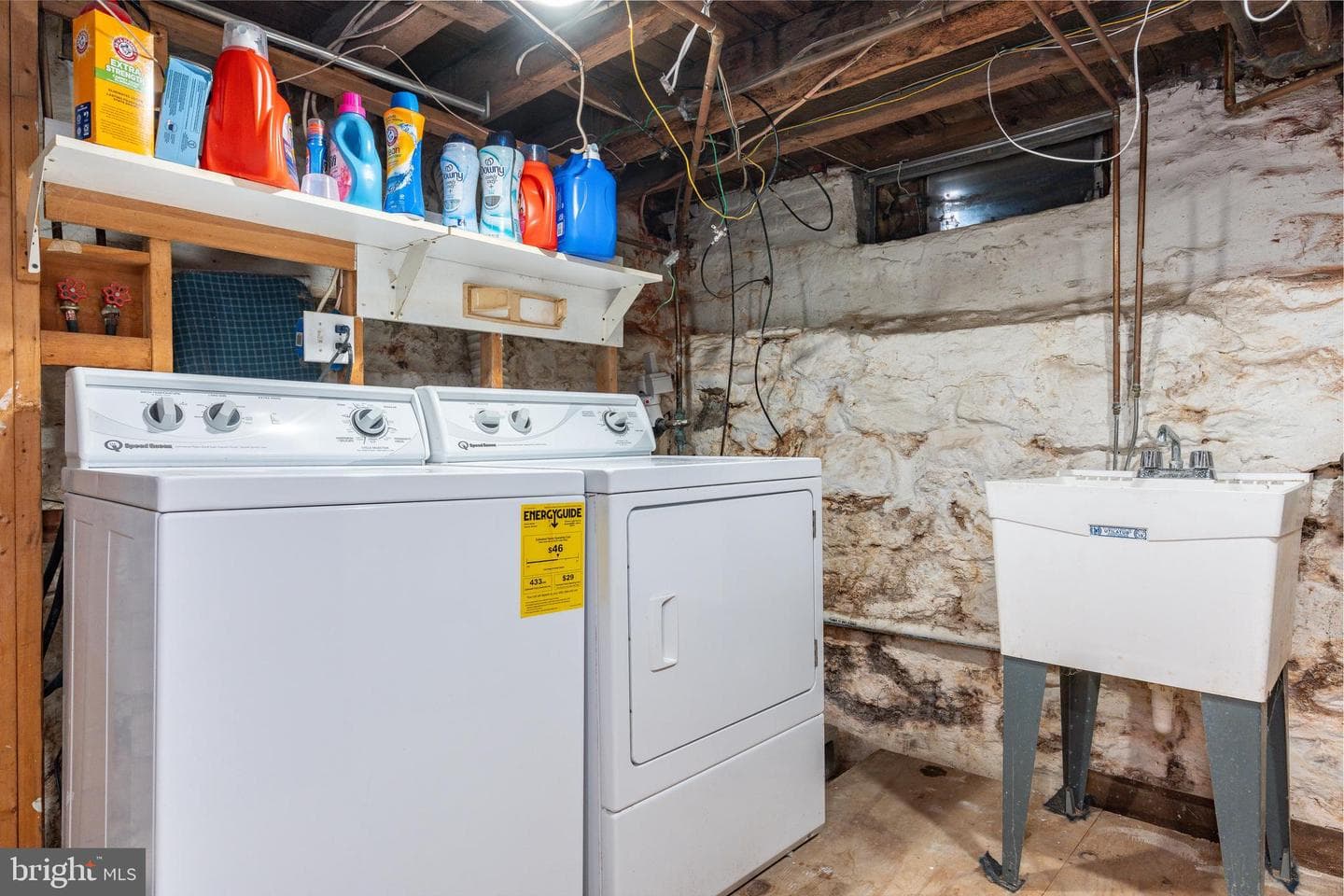142 Watkins Street photo 23