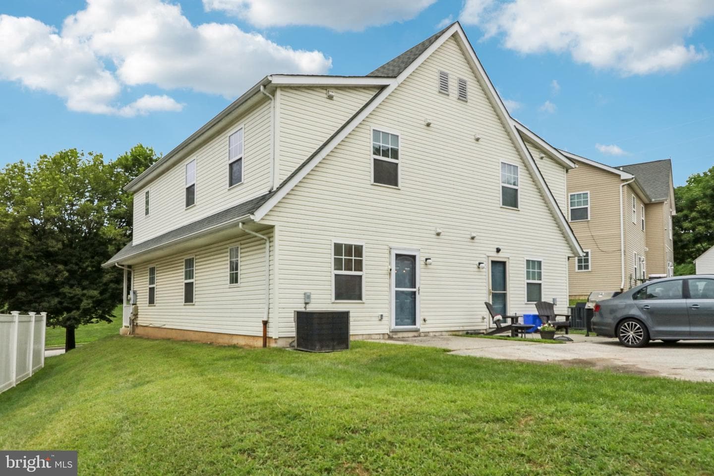 3716 Merrick Road photo 18