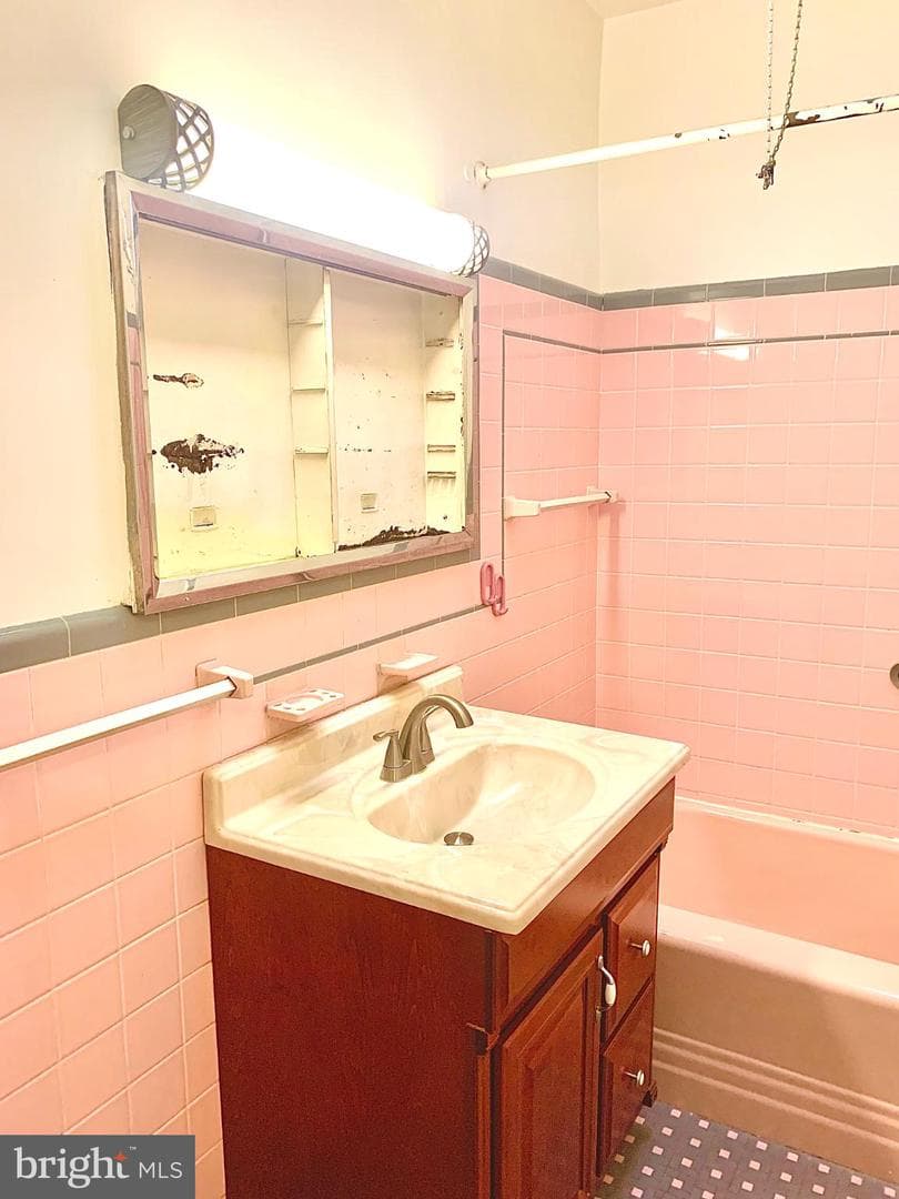 5316 W Berks Street photo 32