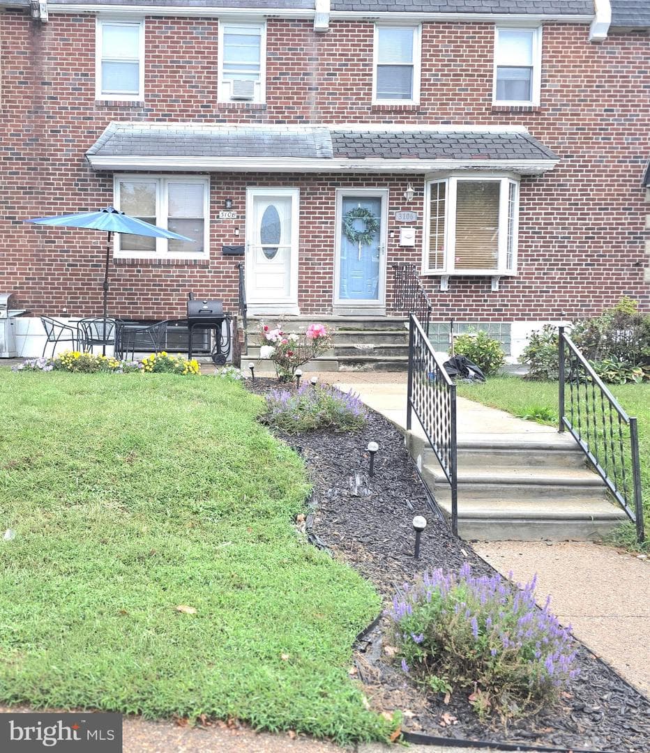 3108 Fairfield Street photo 1