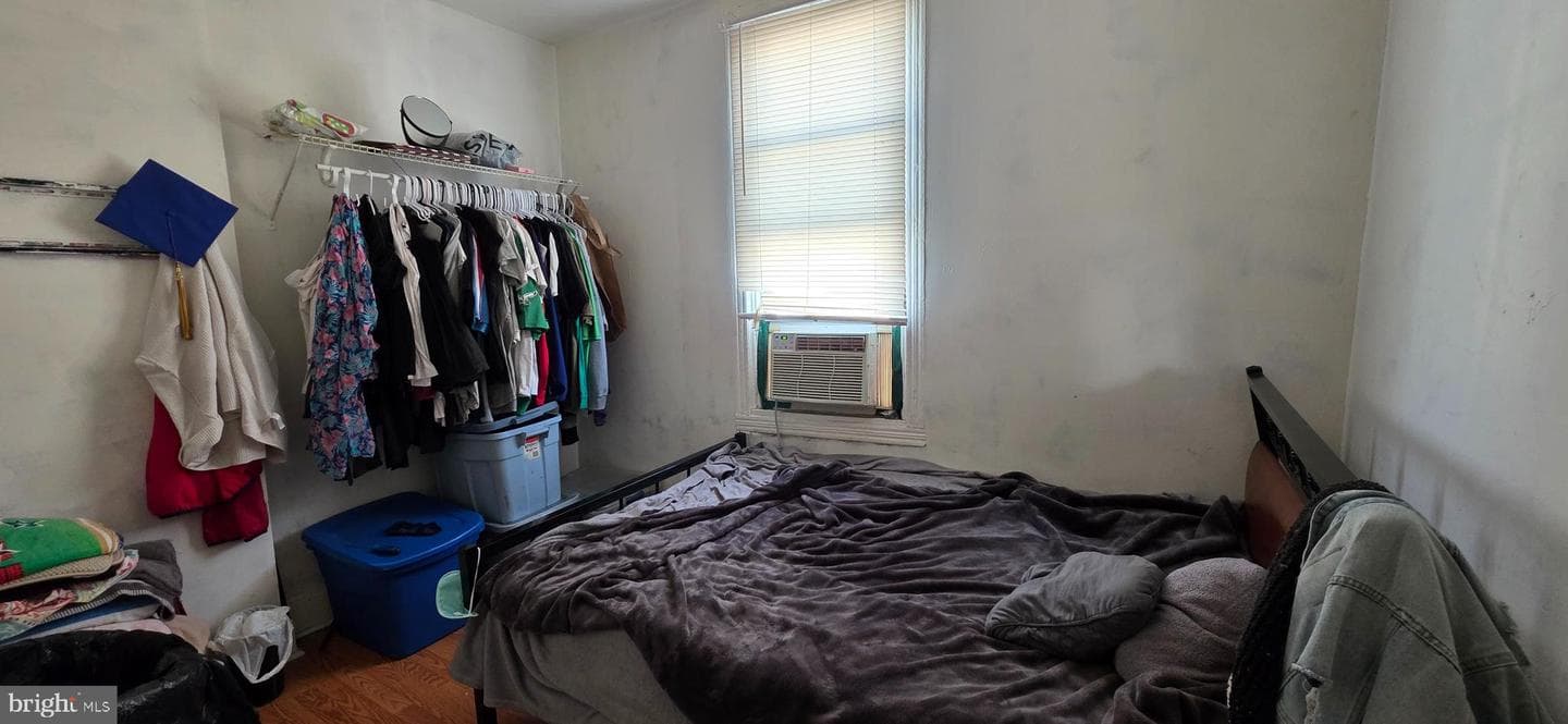 2549 S Fairhill Street photo 6