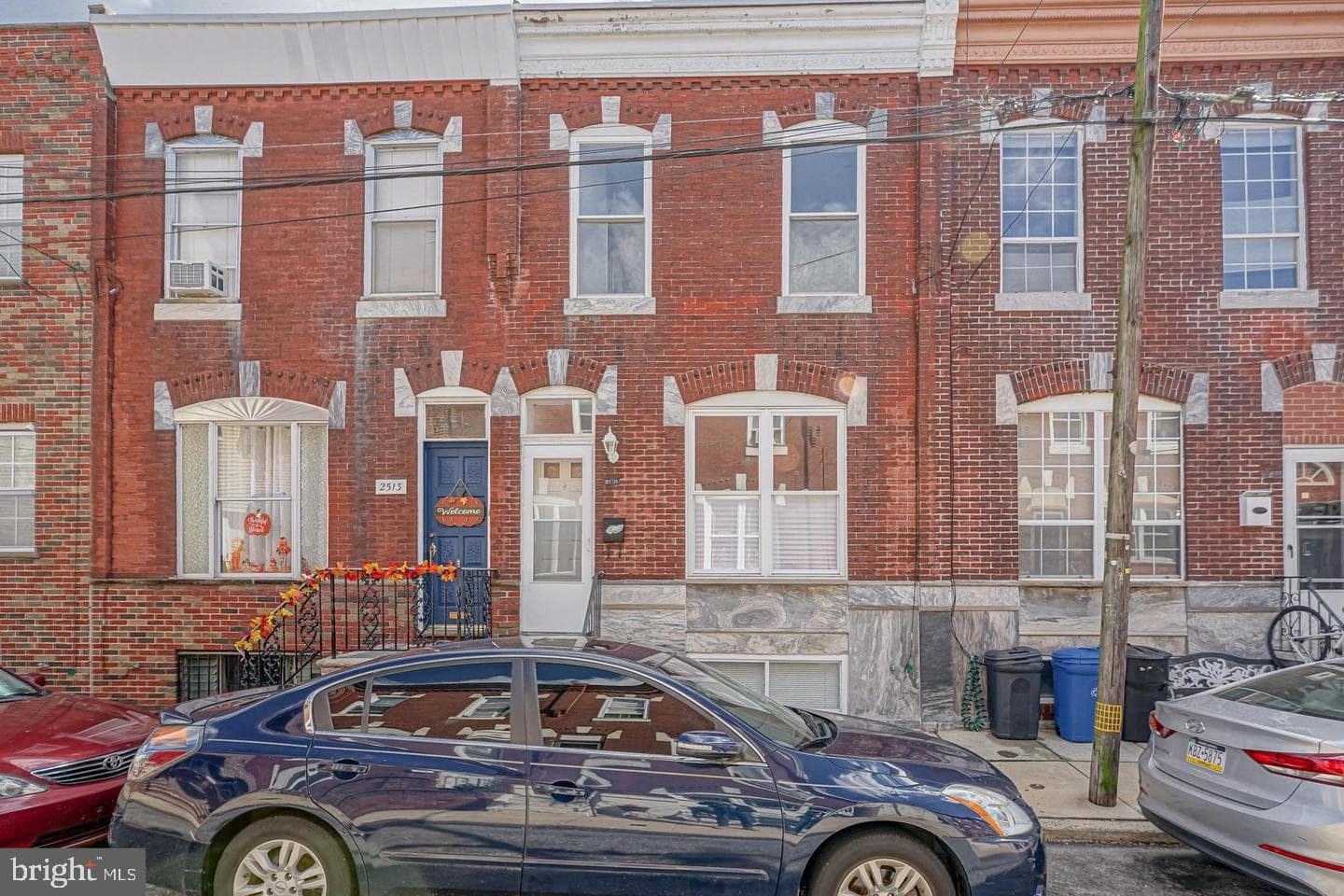 2515 S Hicks Street photo 2
