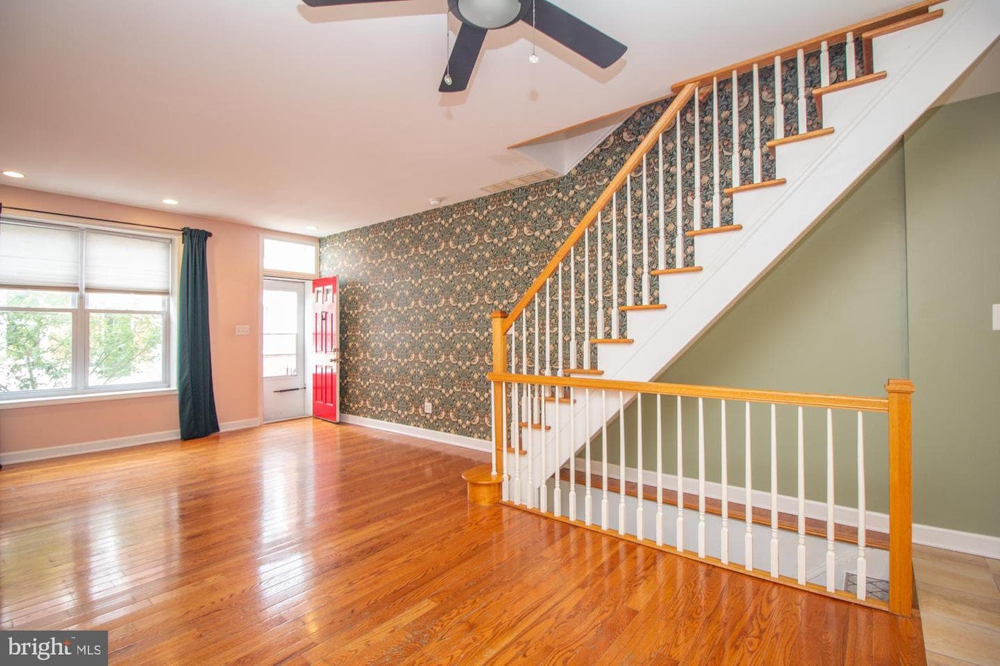 2515 S Hicks Street photo 3