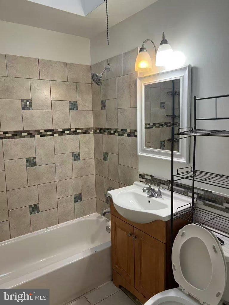 6306 Leonard Street photo 5