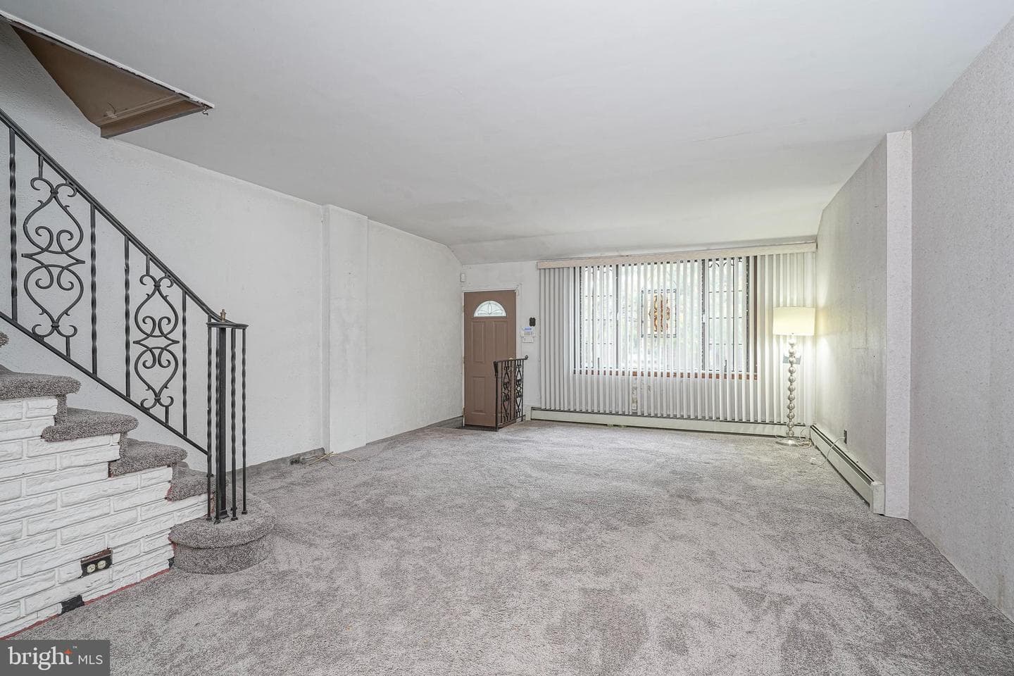 942 Johnston Street photo 6