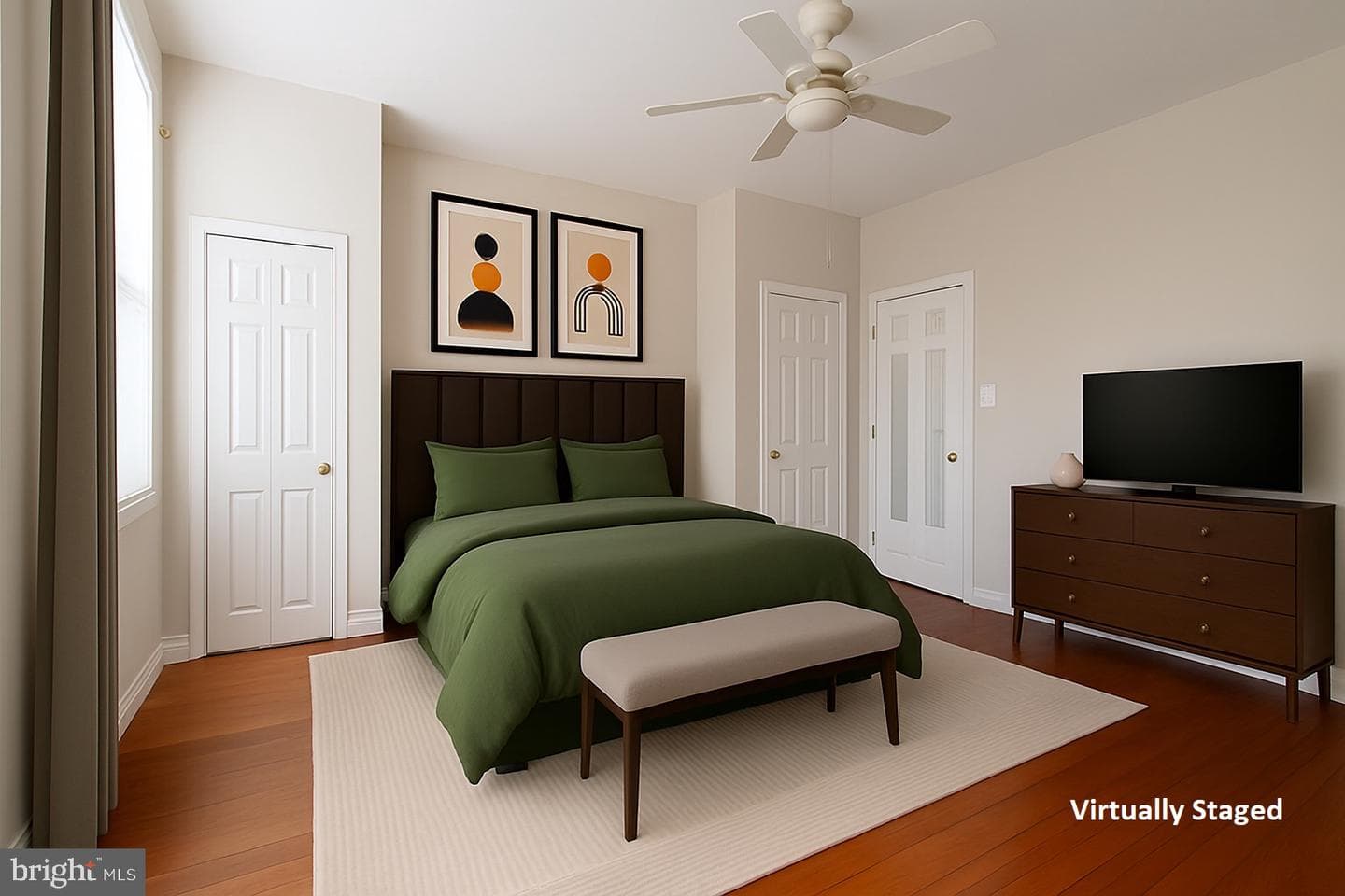 576 Hermitage Street photo 25