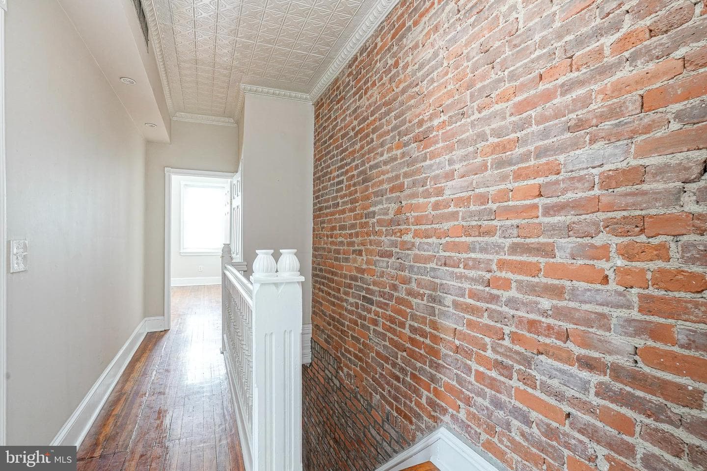 576 Hermitage Street photo 42