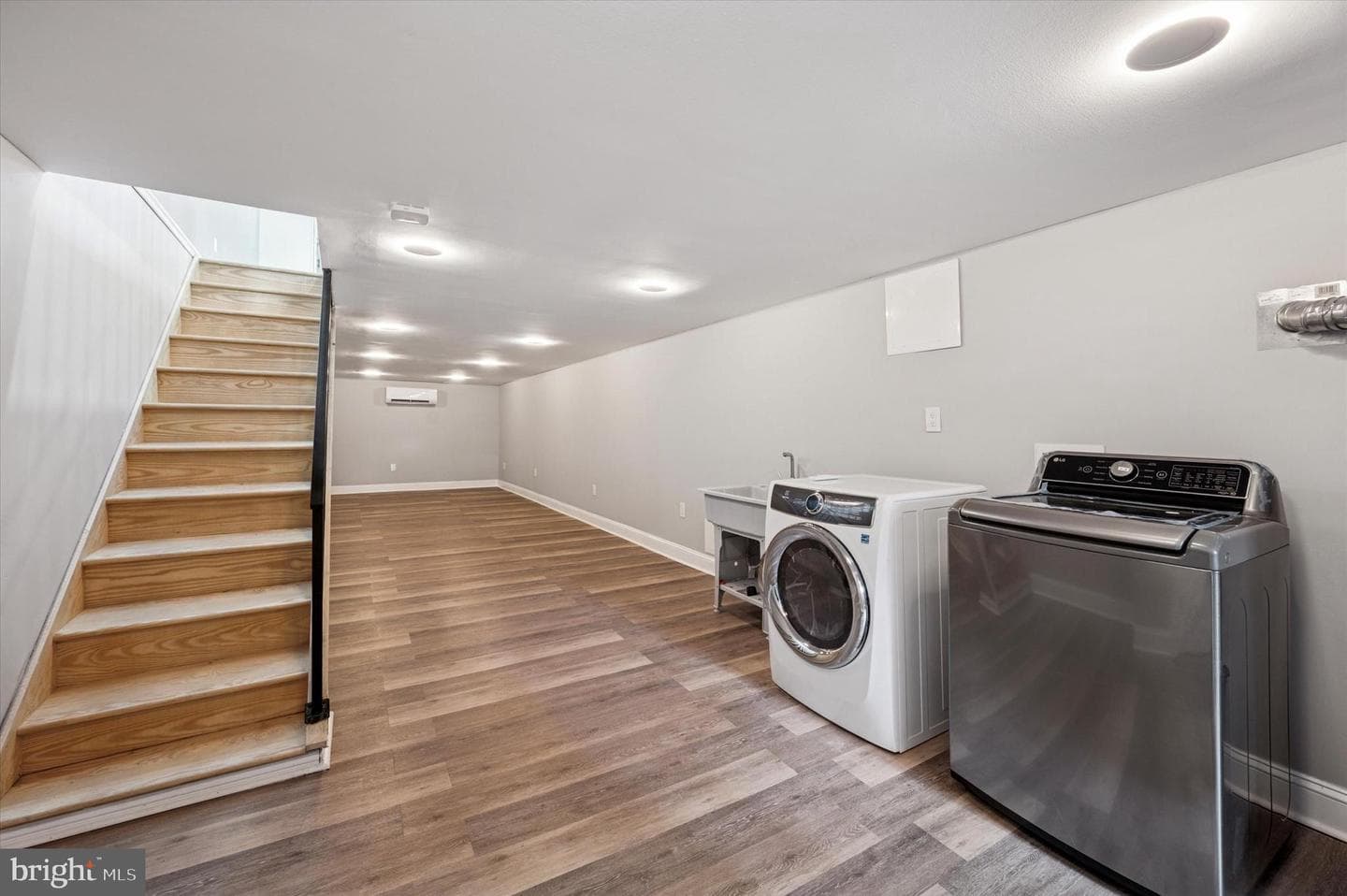 5556 Osage Avenue photo 29