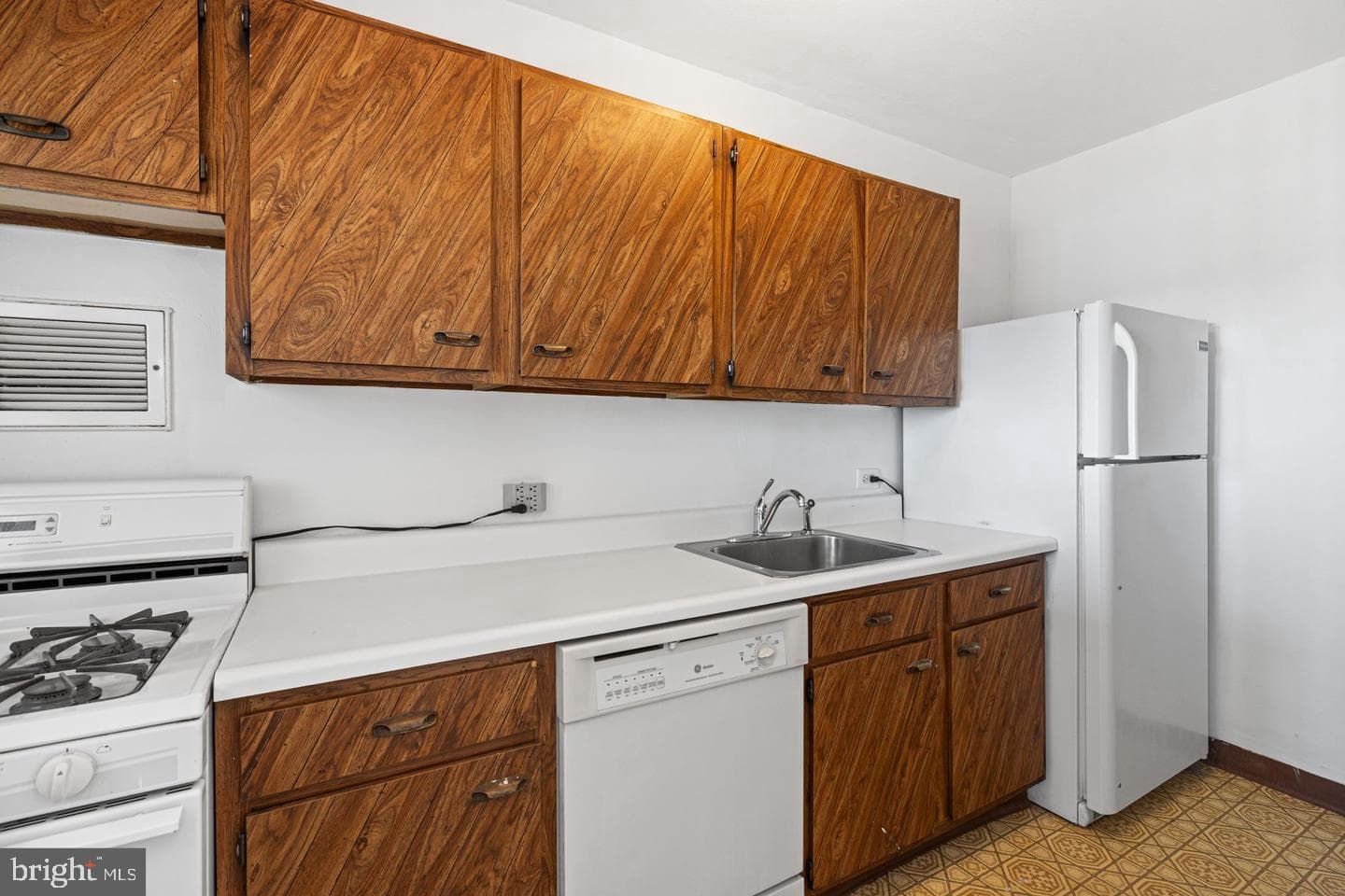 200 Locust Street #27f-N photo 18