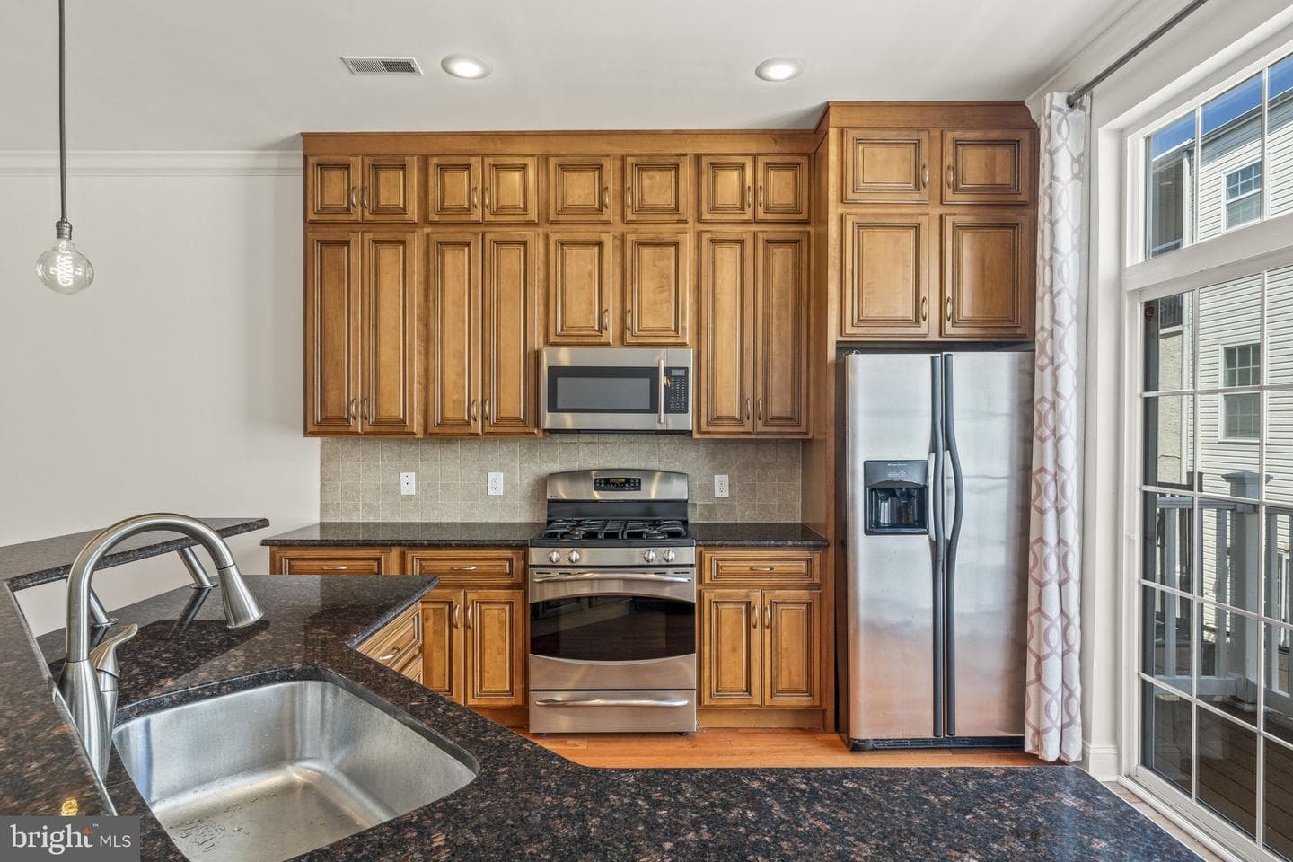 1011 S Dorrance Street photo 11