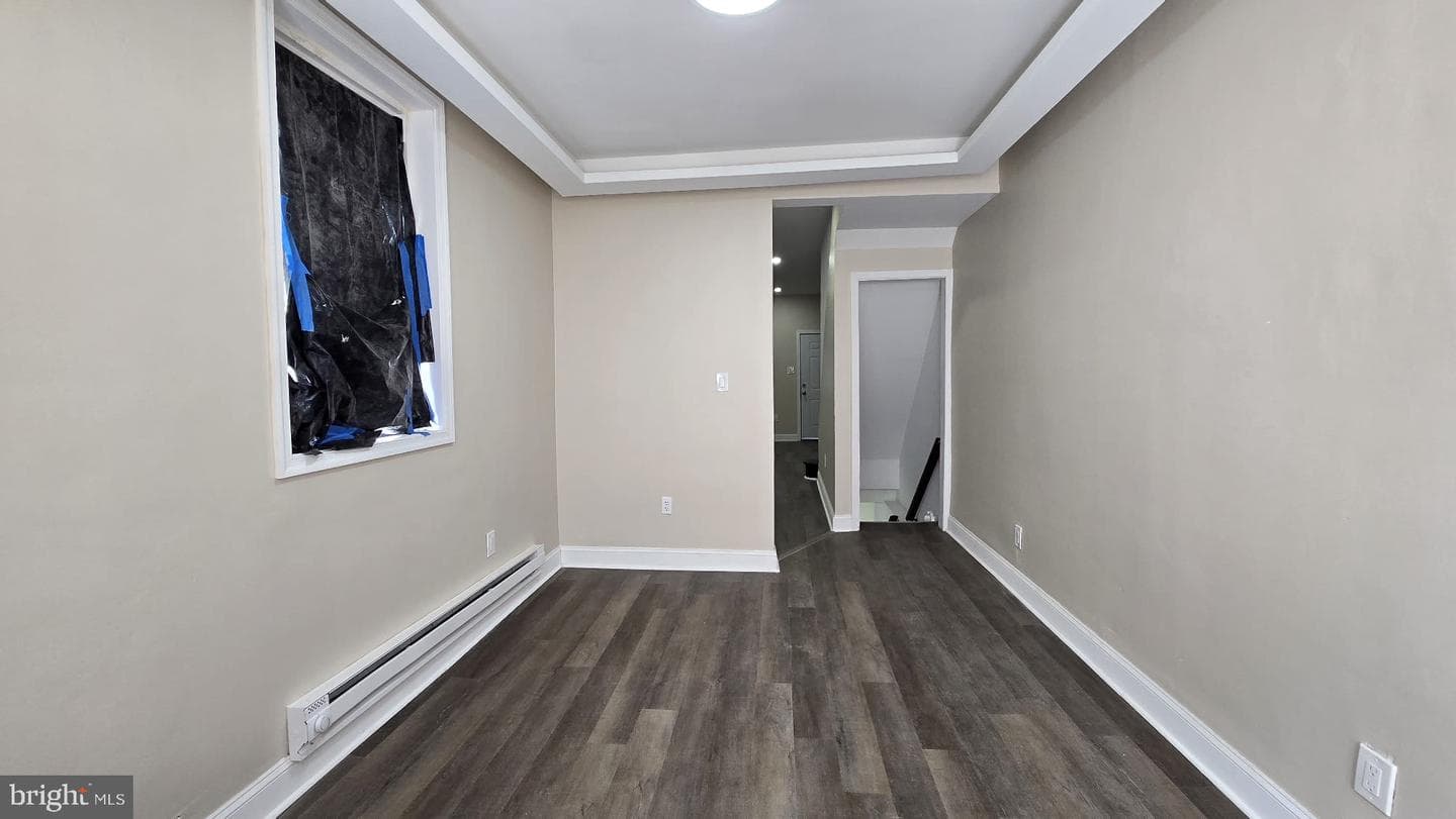 2811 N Croskey Street photo 11