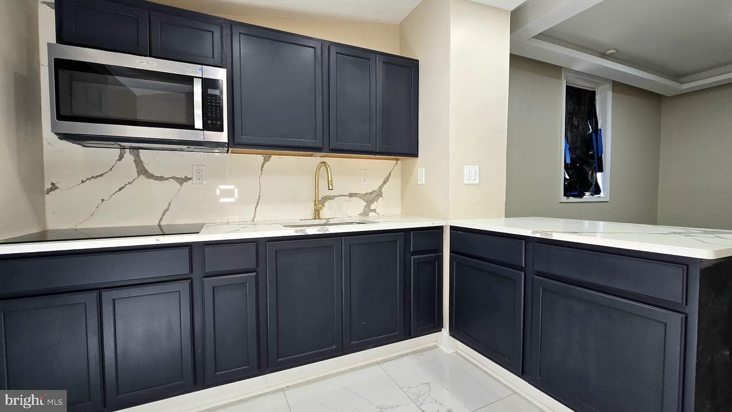 2811 N Croskey Street photo 16