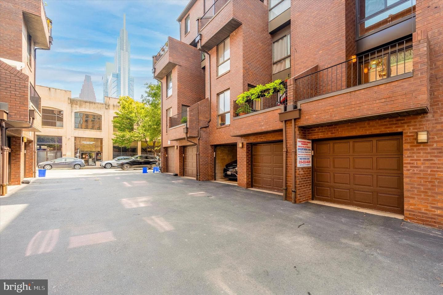 2201 N Arch Street #114 photo 2