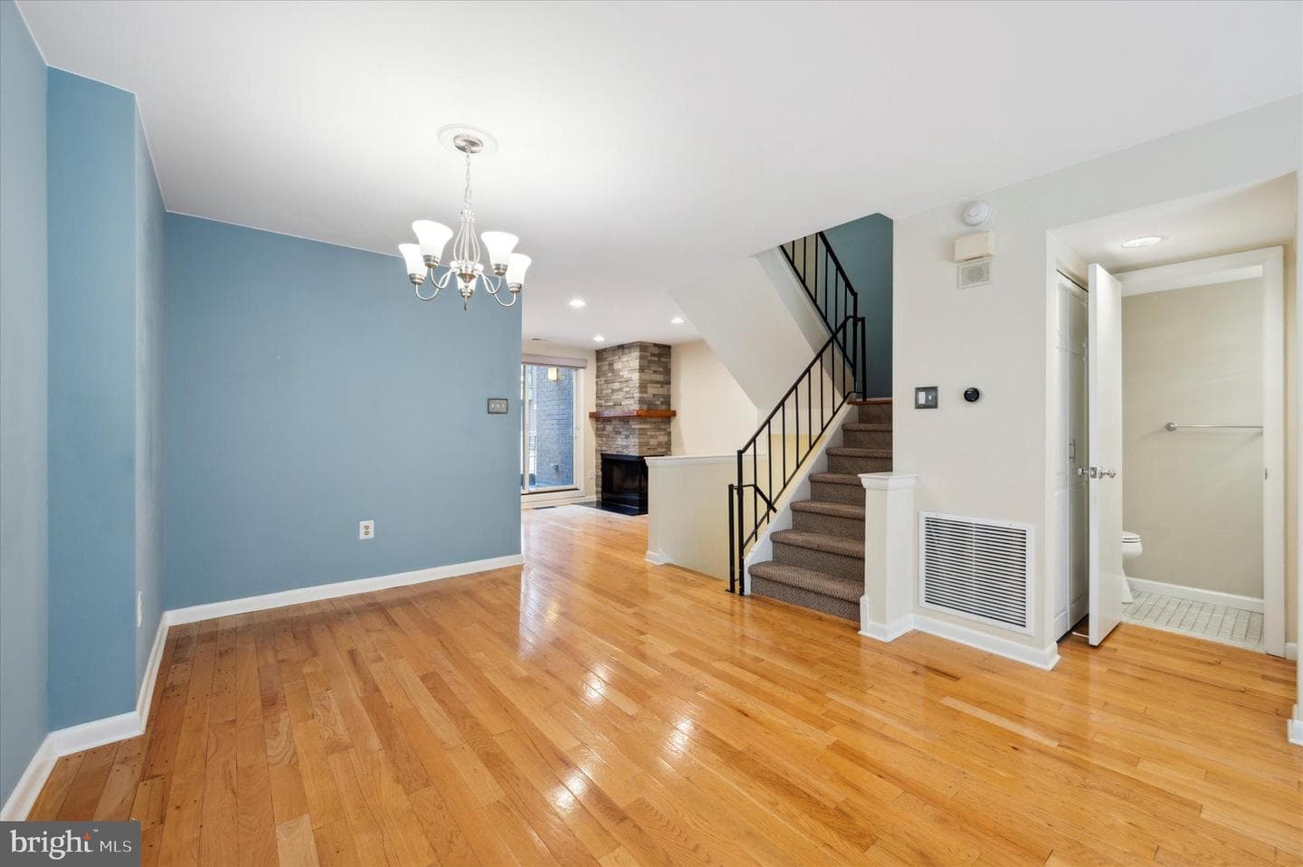 2201 N Arch Street #114 photo 8