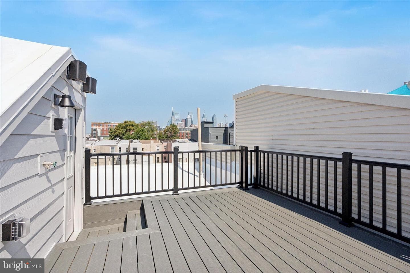 2137 Federal Street photo 4