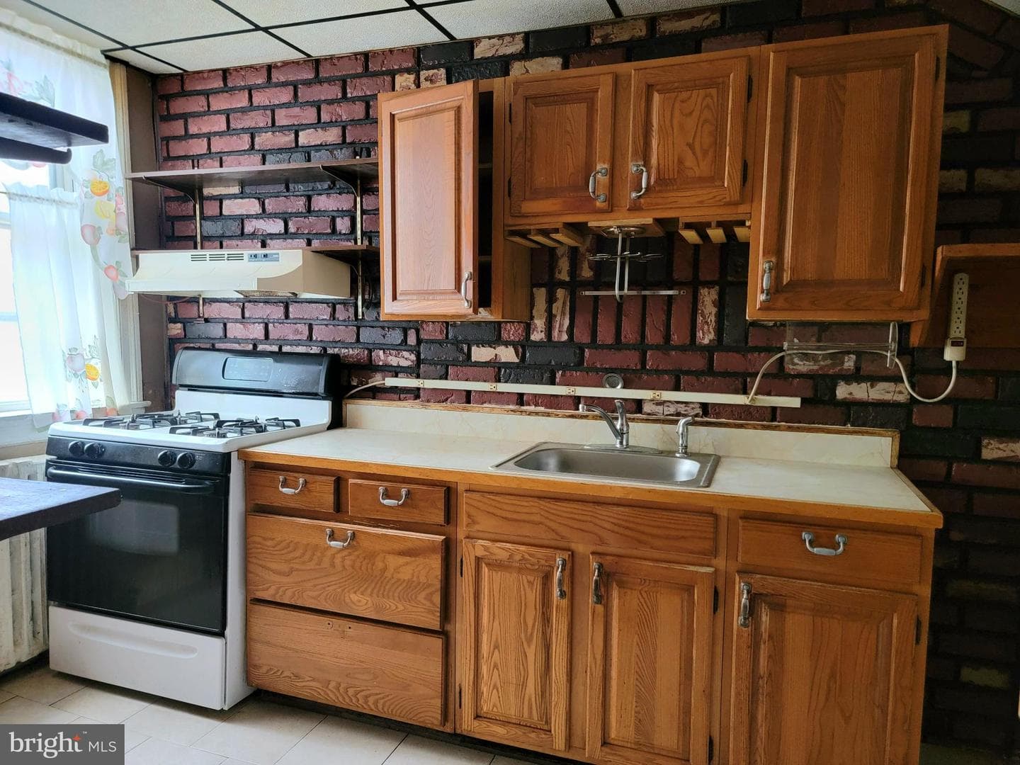 5447 Beaumont Avenue photo 11