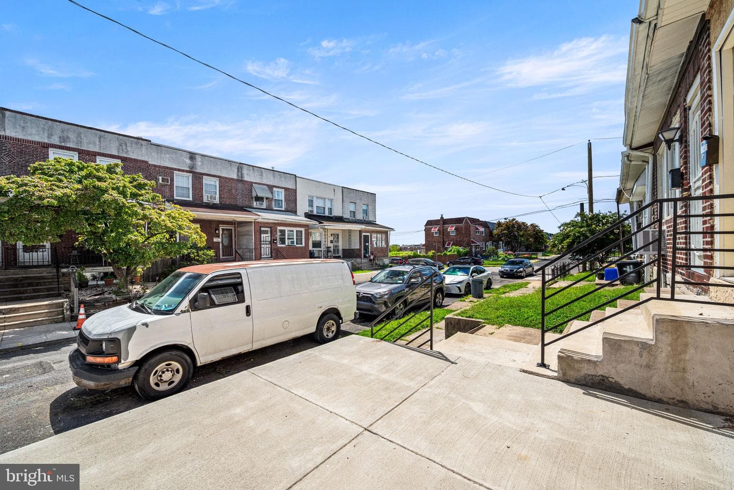 7147 Guyer Avenue photo 2