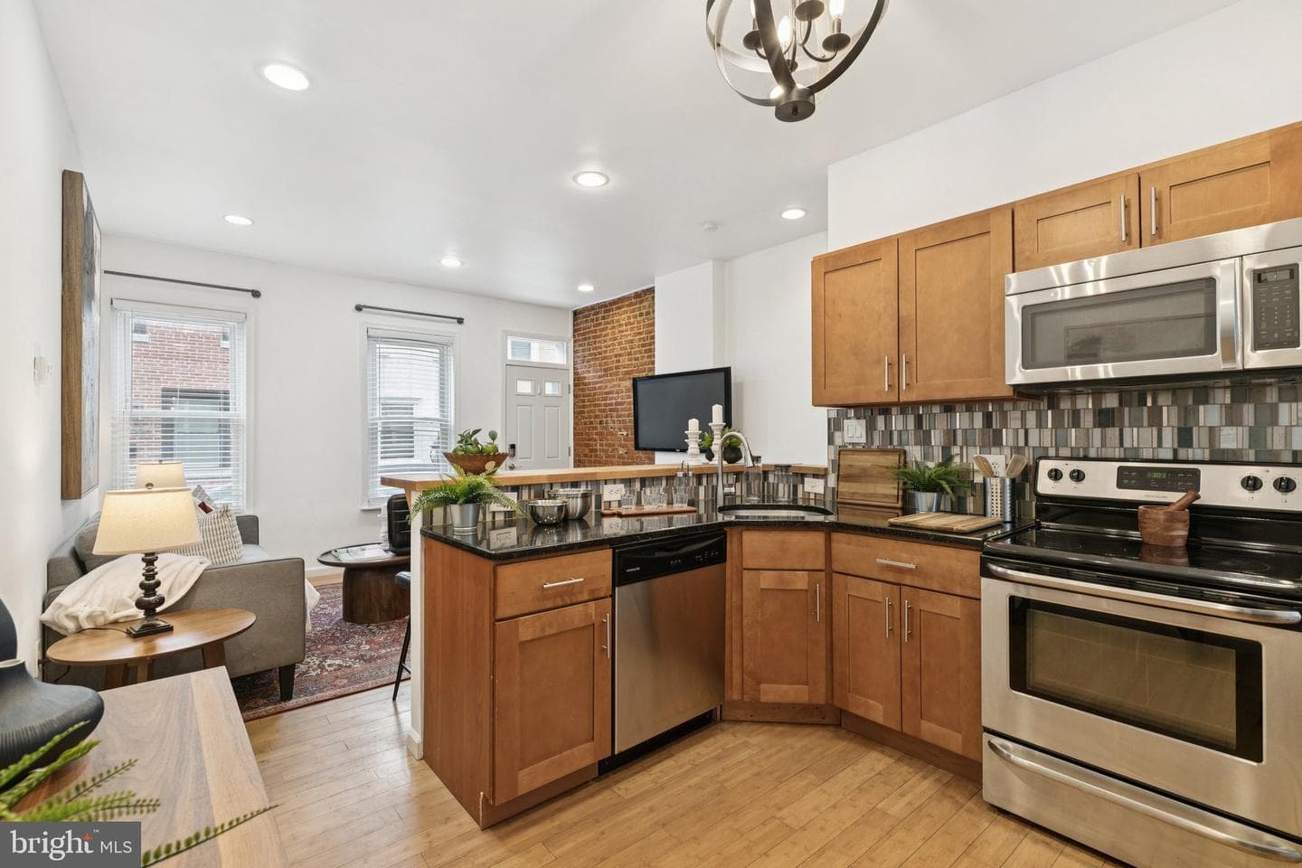 2669 Webb Street photo 6