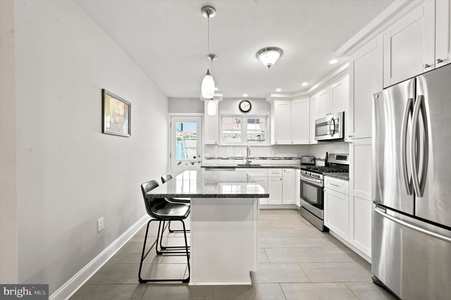1634 S Clarion Street photo 8