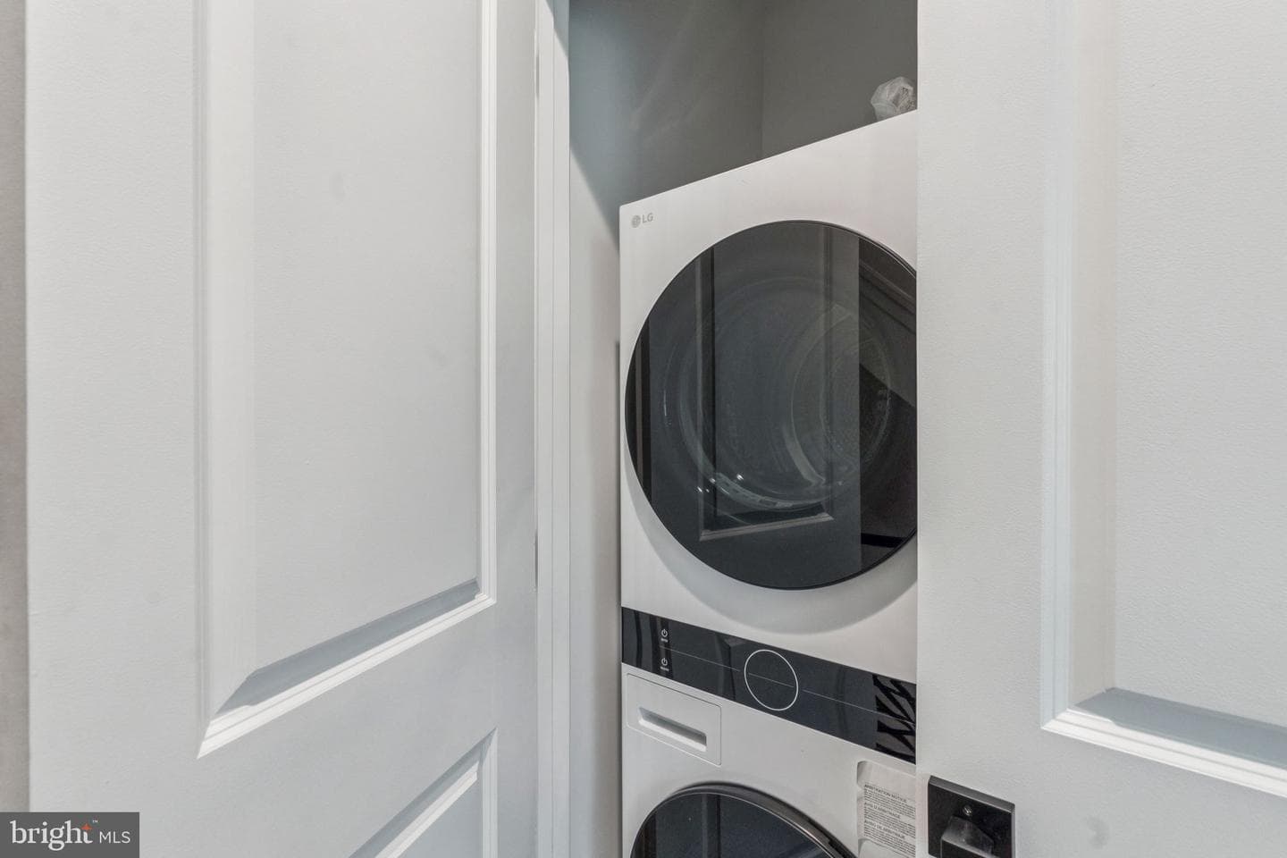1106 Titan Street photo 19