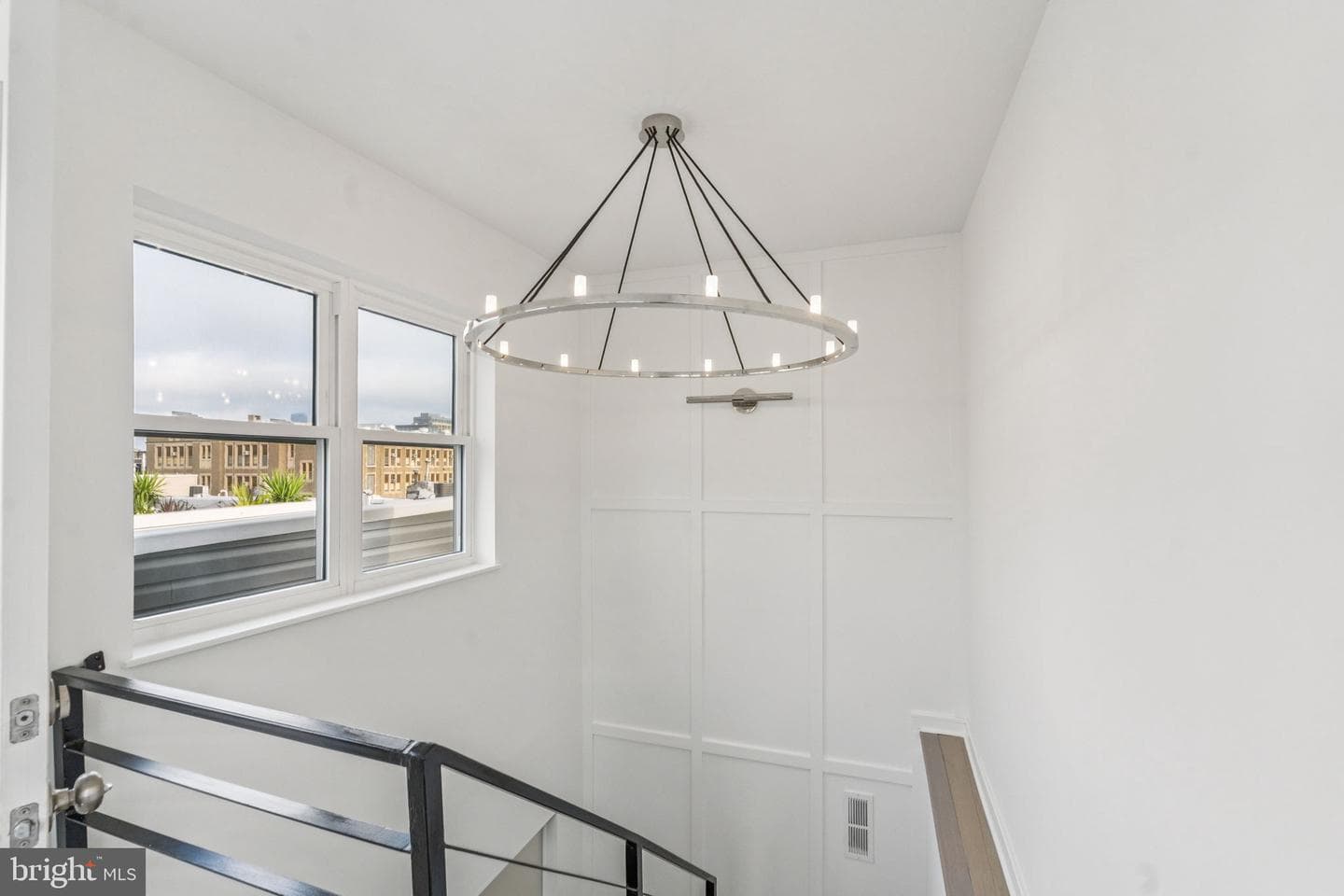 1106 Titan Street photo 25