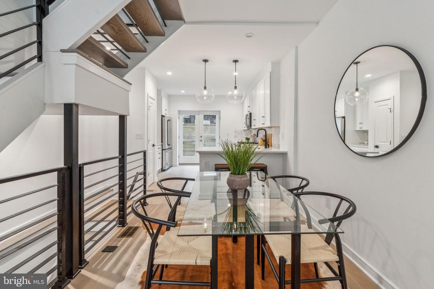 1106 Titan Street photo 5