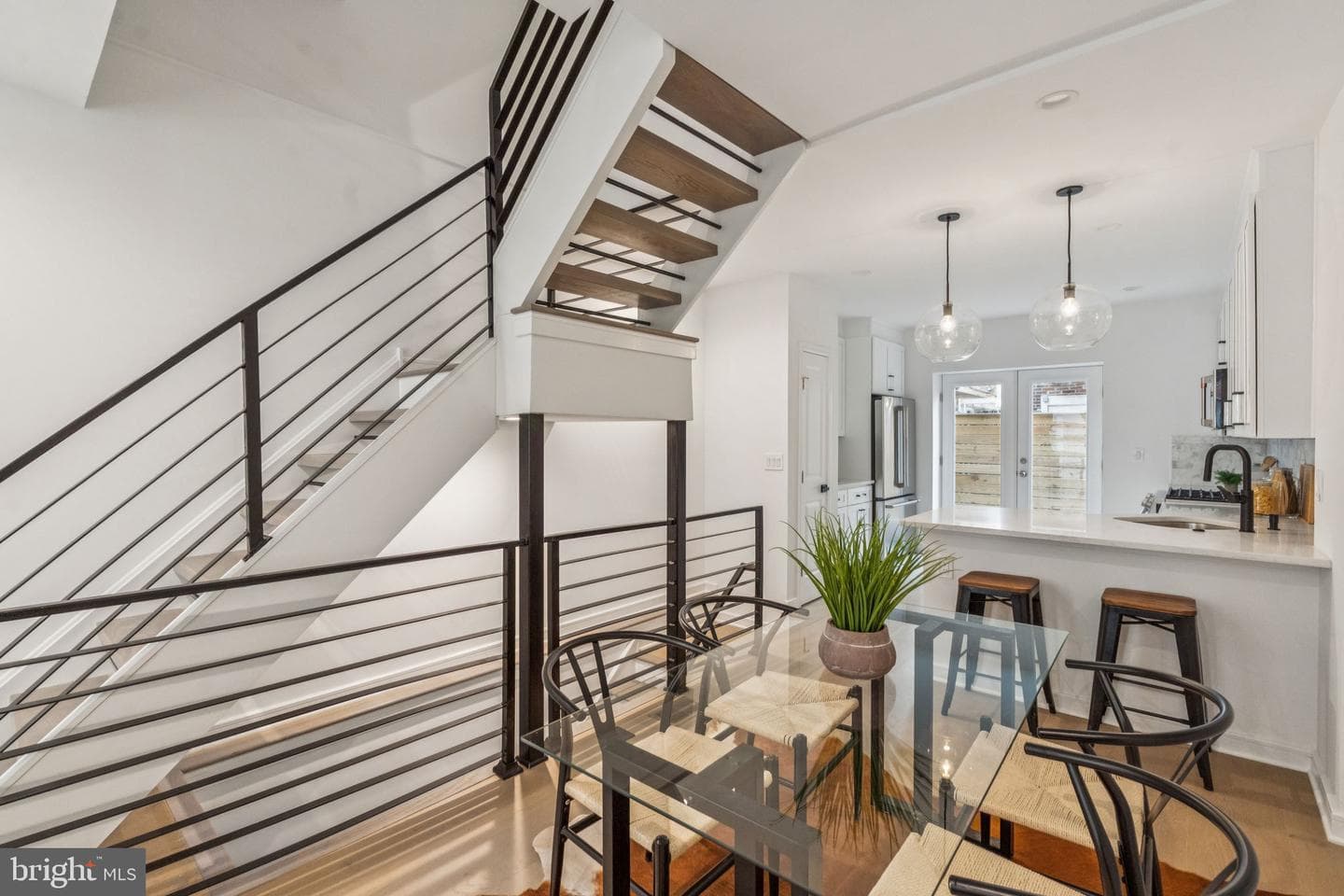 1106 Titan Street photo 6