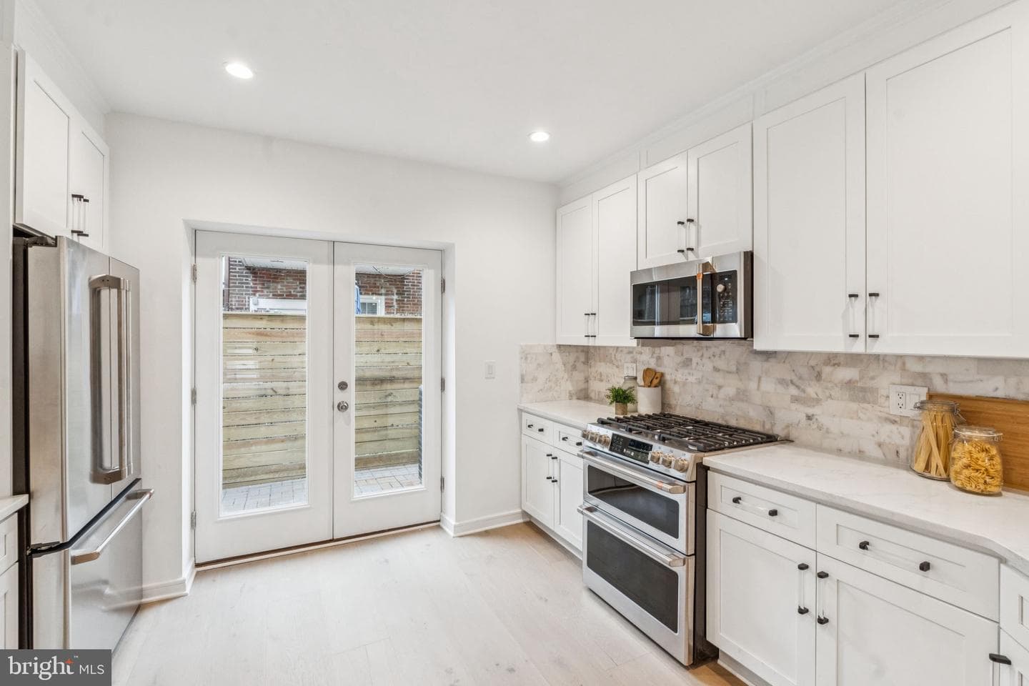 1106 Titan Street photo 9