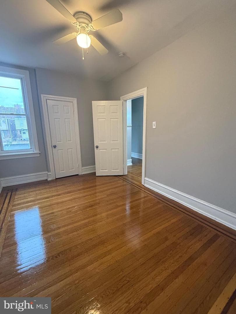 1439 W Olney Avenue photo 20