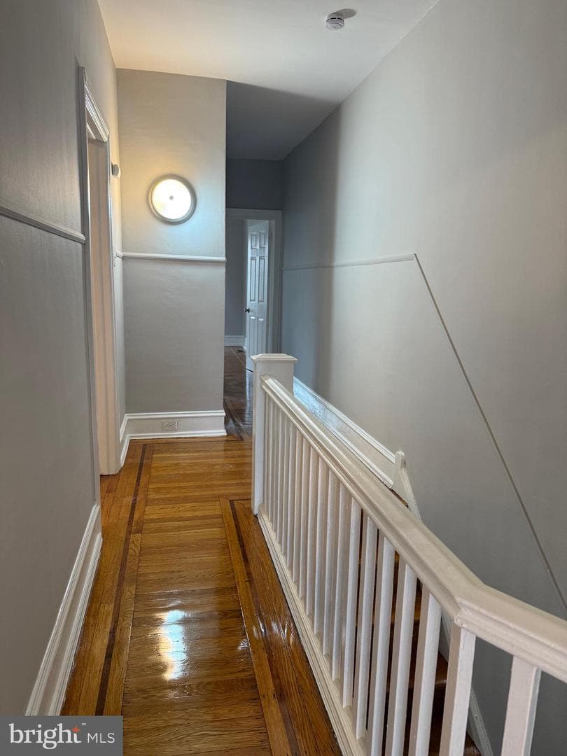 1439 W Olney Avenue photo 23