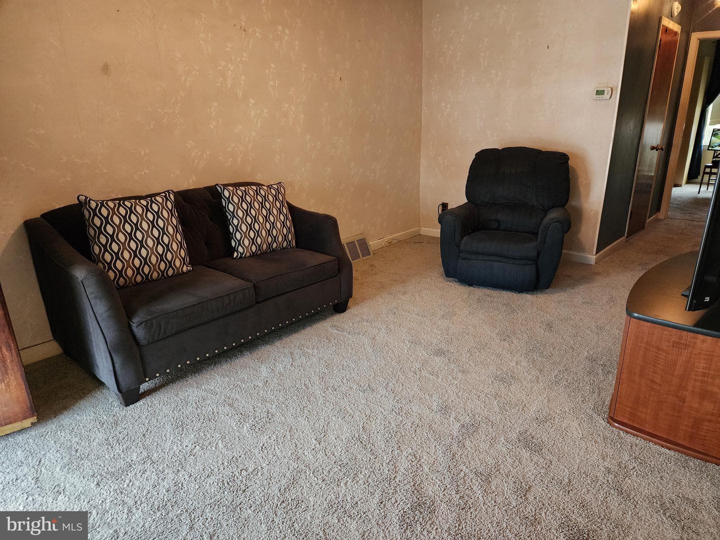 5132 Walker Street photo 8