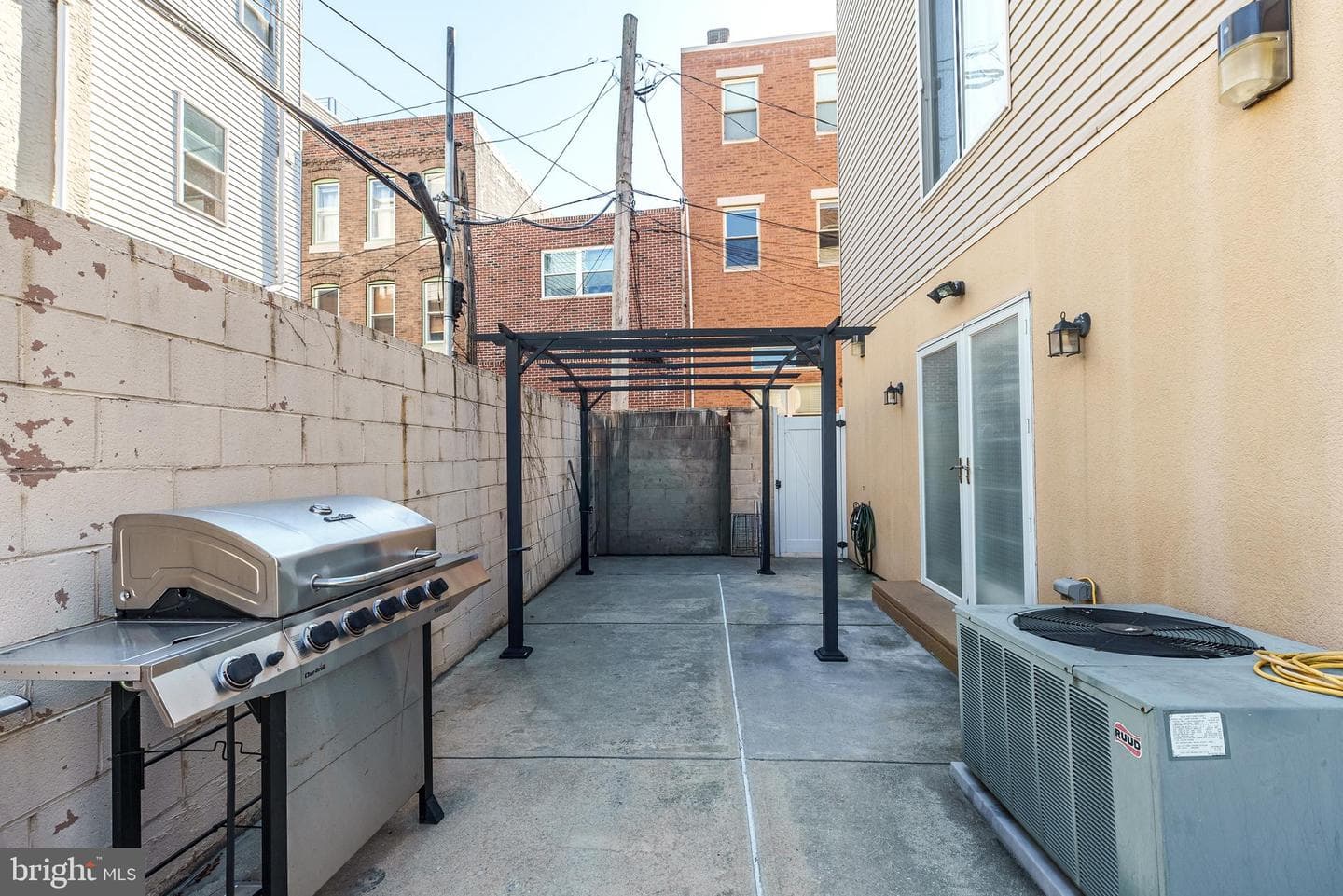 207 Moore Street photo 14