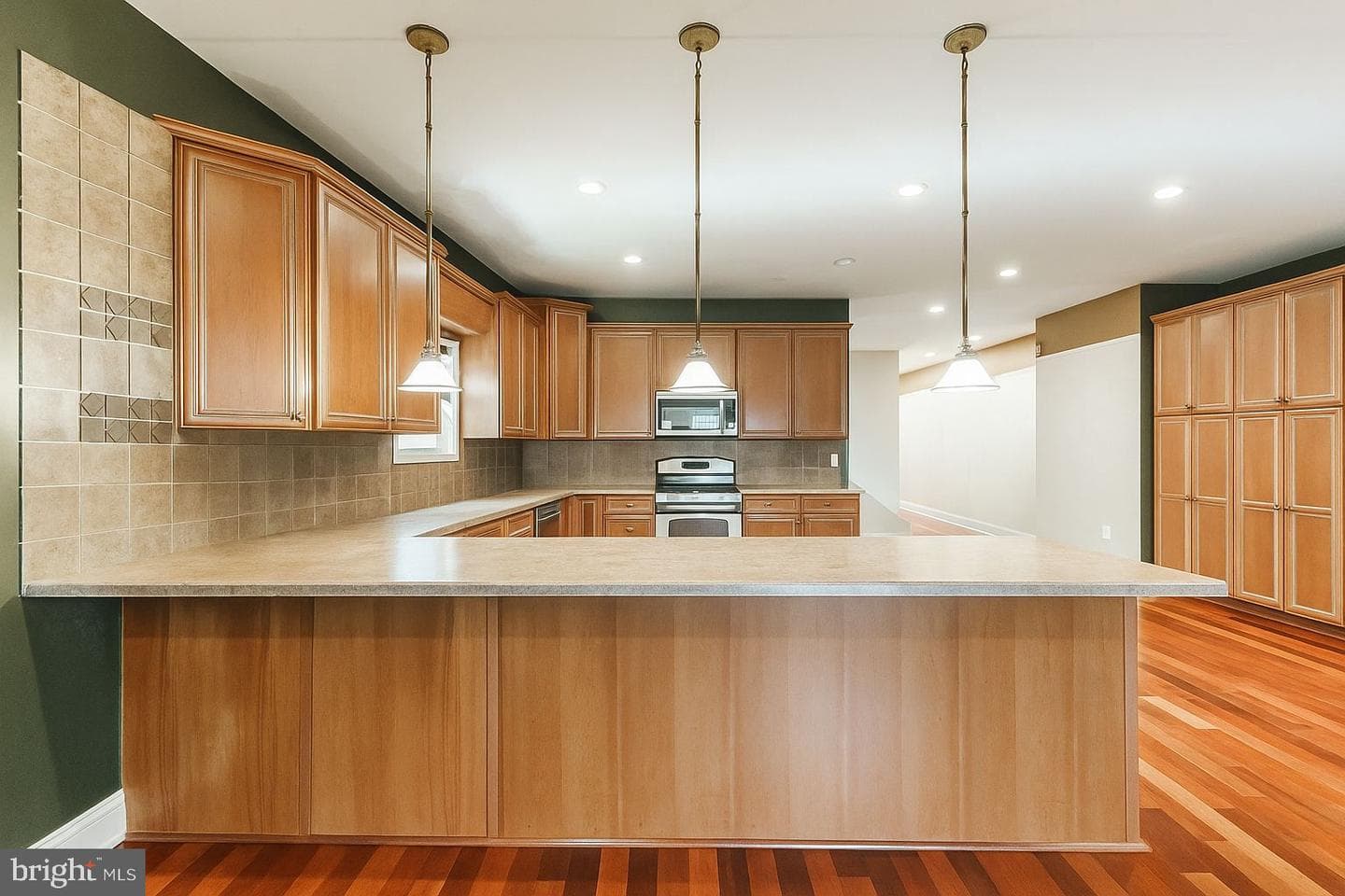 207 Moore Street photo 4