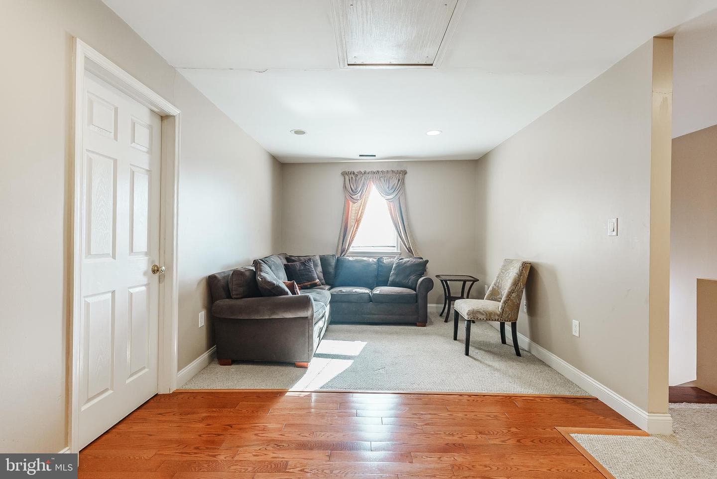207 Moore Street photo 8