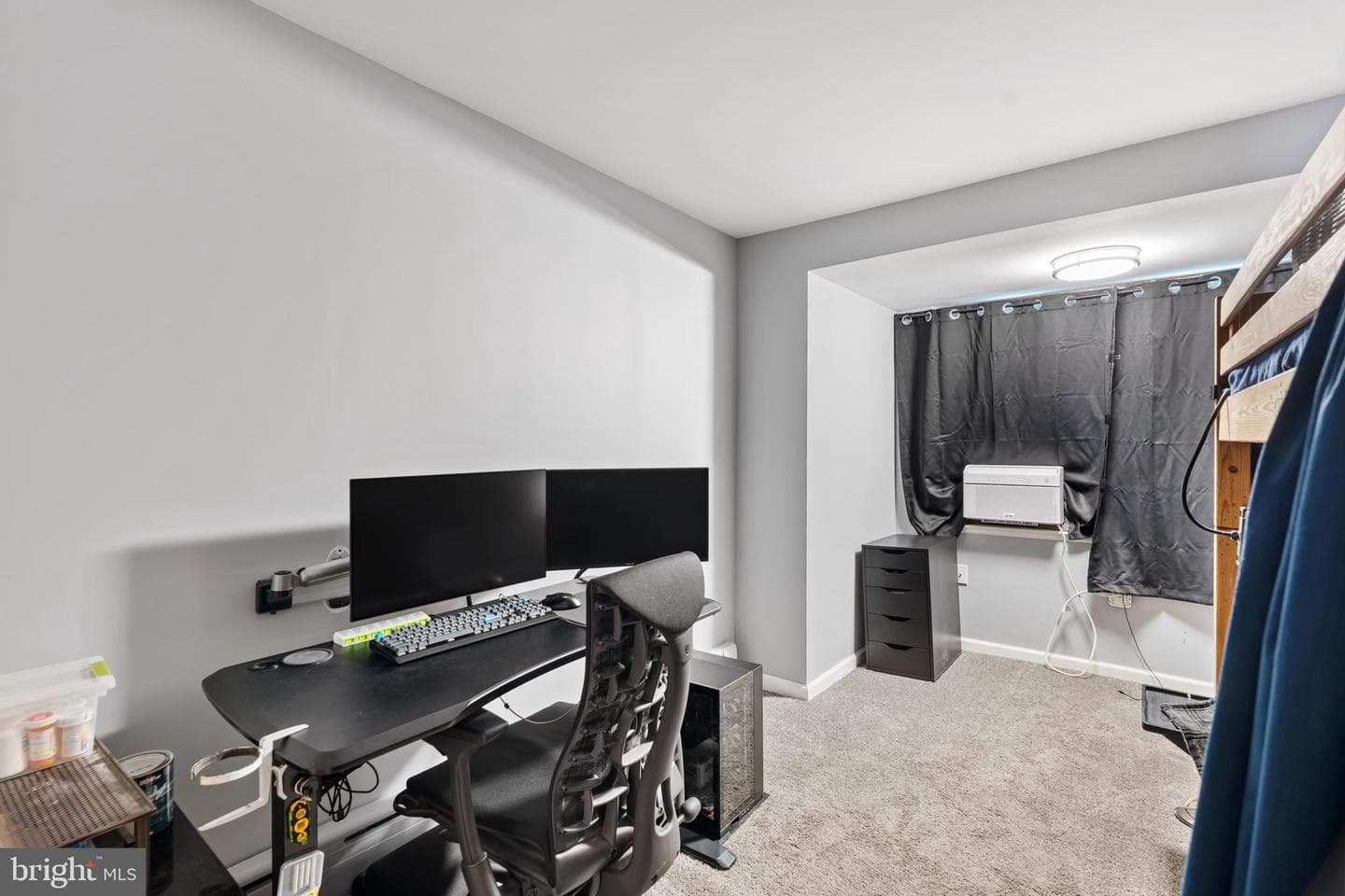 3033 Richmond Street photo 13
