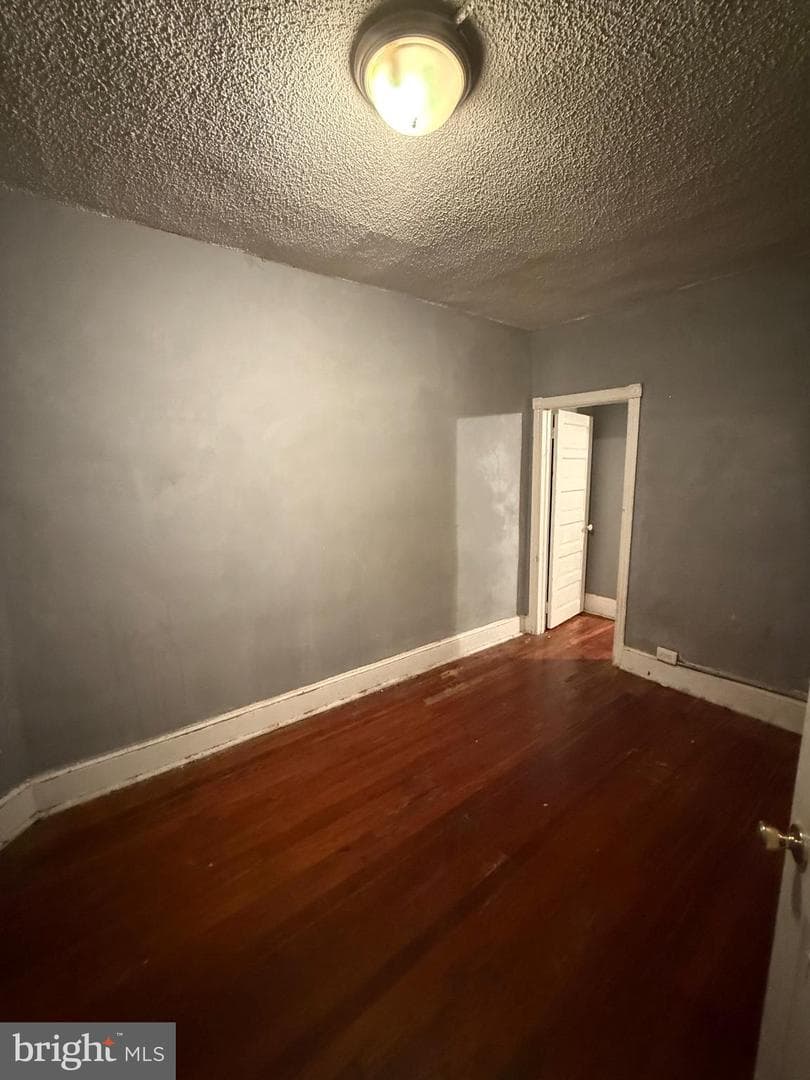 1412 N Hirst Street photo 7