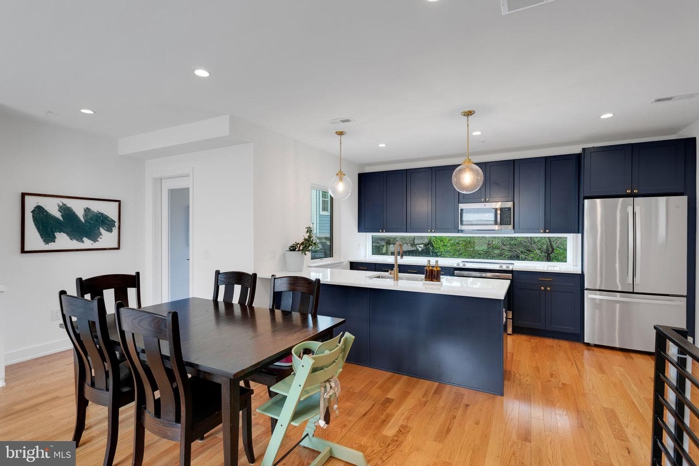 407 Salmon Street photo 10