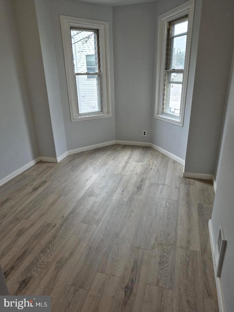 2528 Turner Street photo 12
