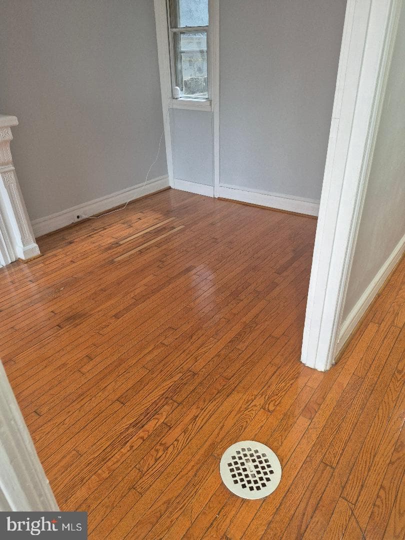 2528 Turner Street photo 5