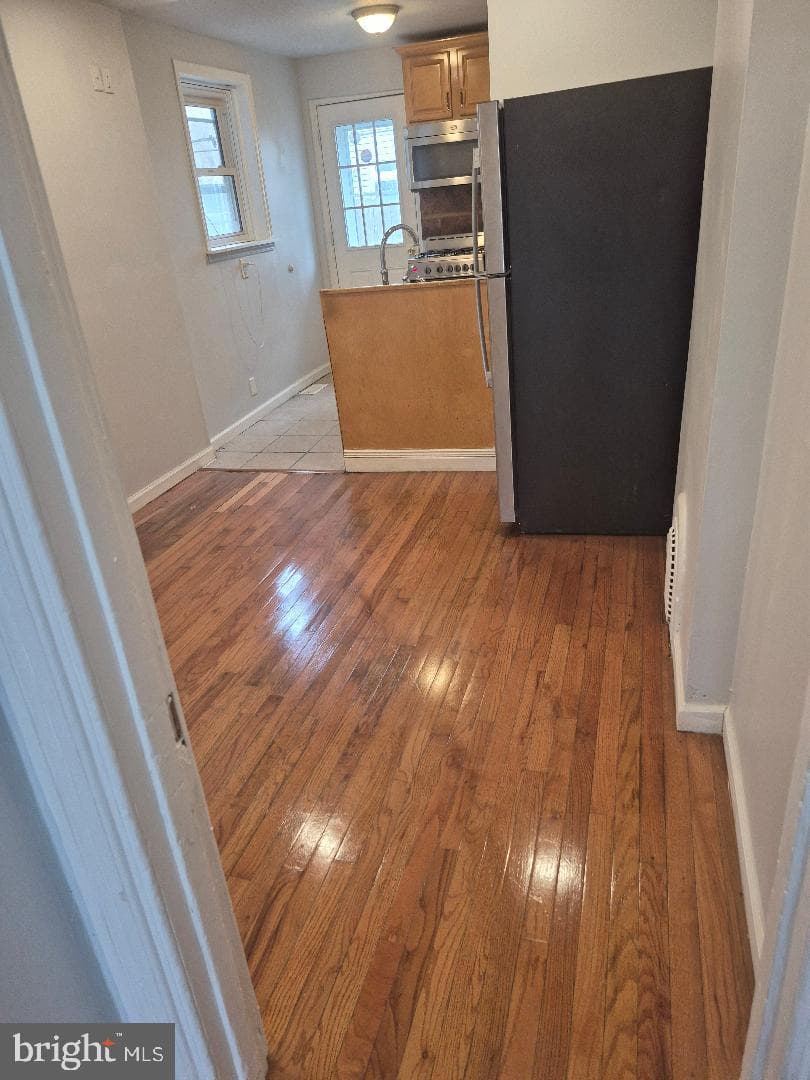 2528 Turner Street photo 7
