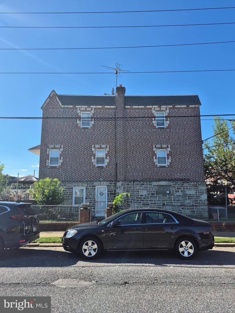 2171 Disston Street photo 3