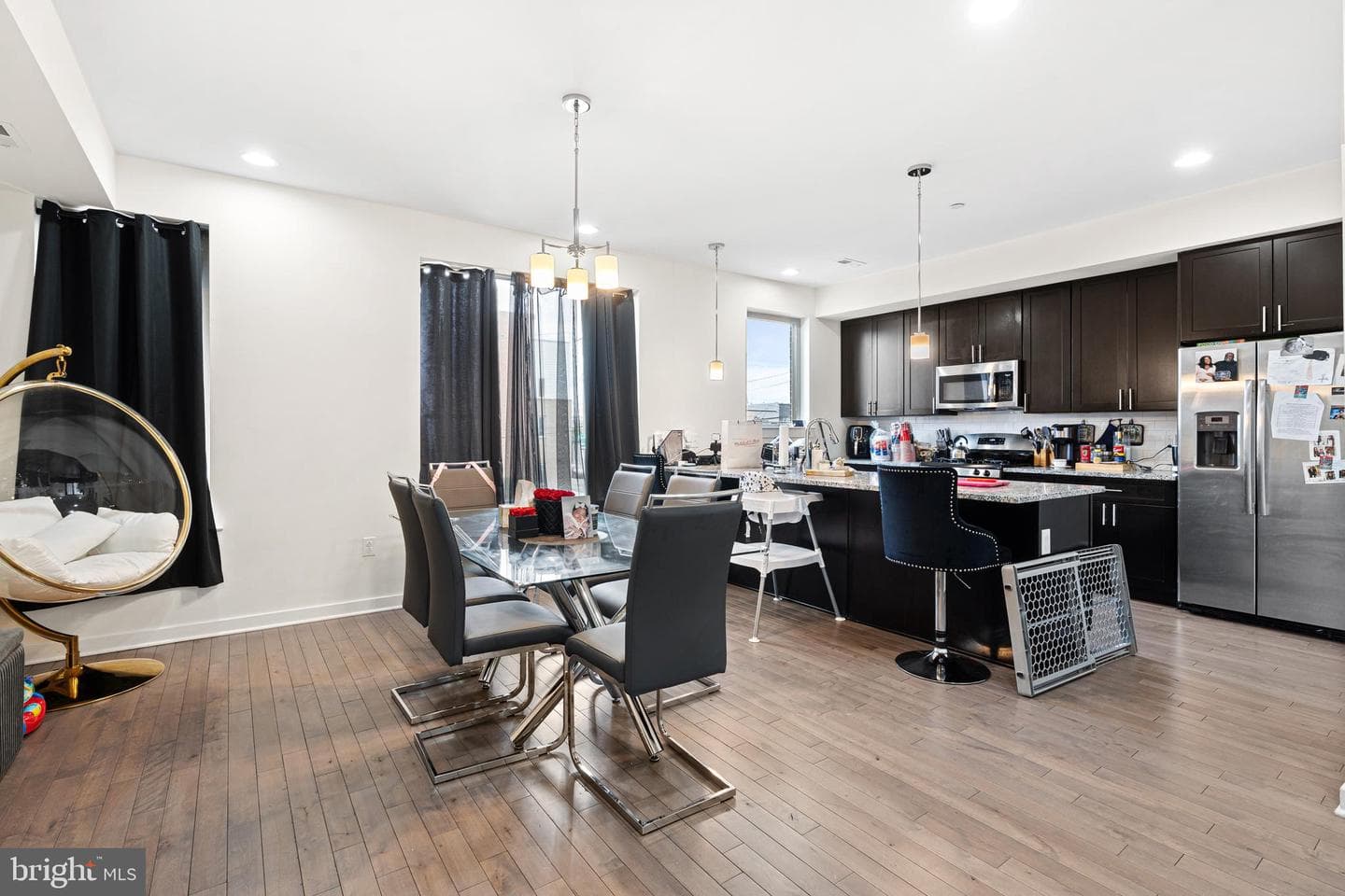 2107 E Lehigh Avenue photo 9