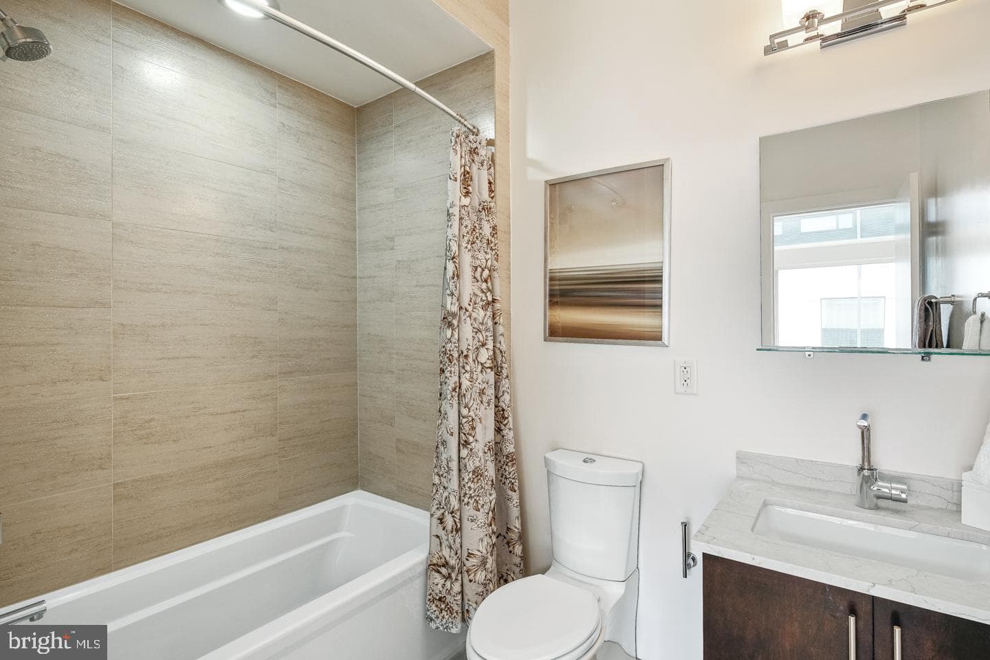 1124 N American St # 1 photo 20