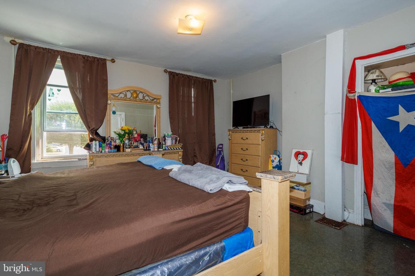 2734 A Street photo 17