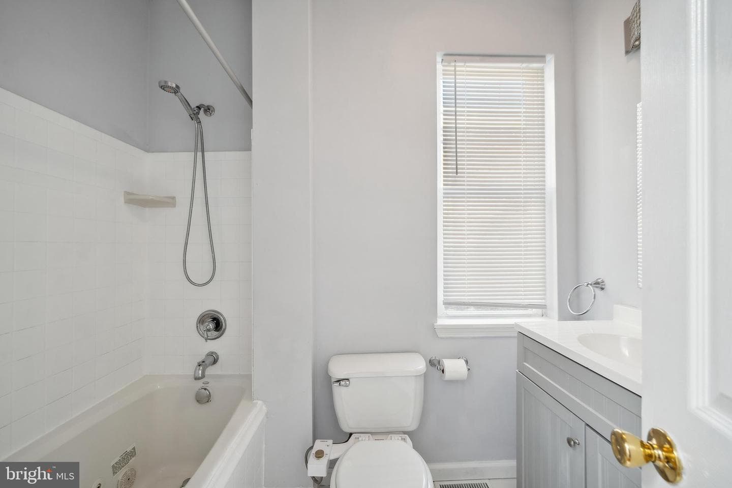 2509 E Oakdale Street photo 19